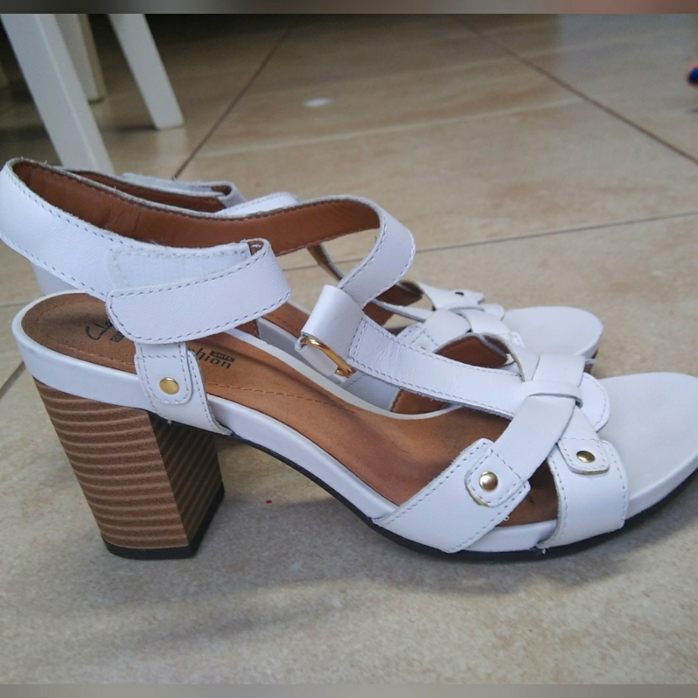 Clarks with cushion and gold buckle